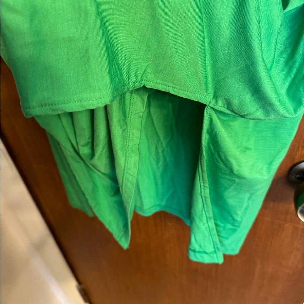 New With Tags, Women’s Shamrock Green, Oversized, Short Sleeve Tunic, Size XL - Picture 8 of 12